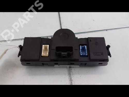 Climate control RENAULT SCÉNIC II (JM0/1_) 1.5 dCi (JM1E, JM16) | BP8969639I5 