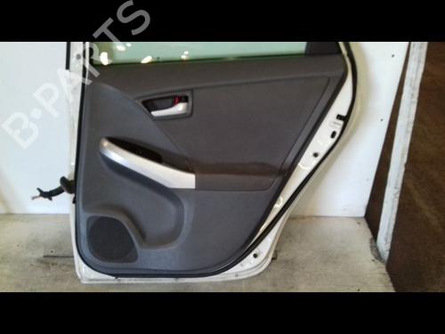 Used Right rear door Right rear door TOYOTA PRIUS (_W3_) 1.8 Plug-in Hybrid (ZVW30, ZVW35) (136 hp) 40051363 40051363