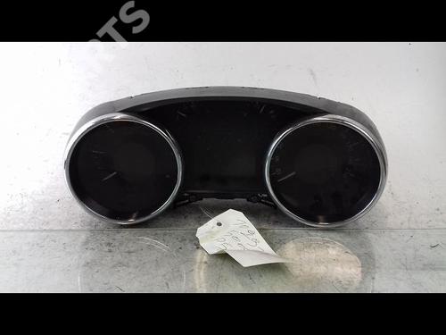 Used Instrument cluster PEUGEOT 5008 (0U_, 0E_) 1.6 HDi (112 hp) 8970554