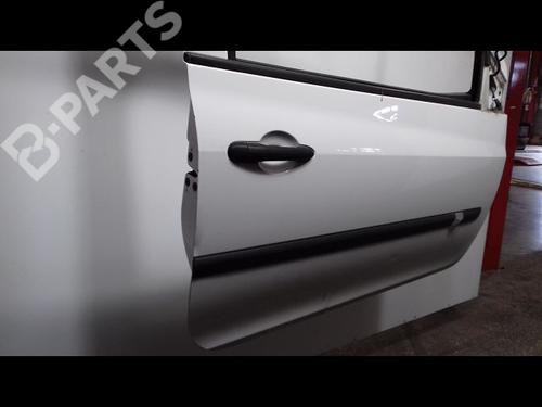 Right front door RENAULT CLIO III (BR0/1, CR0/1) 1.5 dCi (C/BR0G, C/BR1G) | BP10063658C3 