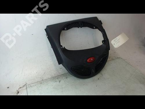 Used Warning switch RENAULT TWINGO II (CN0_) 1.2 (CN0D) (58 hp) 8970366