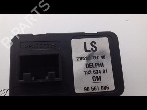 Left front window switch OPEL ZAFIRA A MPV (T98) 2.2 DTI 16V (F75) | BP23195746I27 - Image 3
