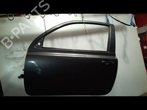 Used Left front door NISSAN MICRA III (K12) 1.4 16V (88 hp) 22997503