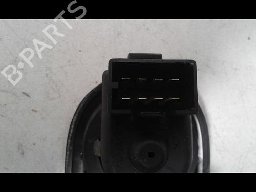 Used Left front window switch RENAULT TWINGO II (CN0_) 1.5 dCi (CN0E) (64 hp) 8973225