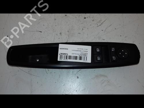 Used Left front window switch RENAULT SCÉNIC III (JZ0/1_) 1.2 TCe (116 hp) 29225477