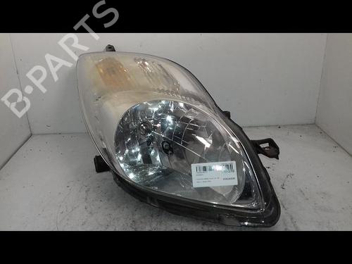 Used Right headlight Right headlight TOYOTA YARIS (_P9_) 1.4 D-4D (NLP90_, NLP90R) (90 hp) 33136444 33136444