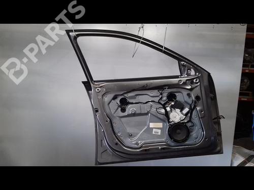 Dør venstre fortil SEAT CORDOBA (6L2) 1.9 TDI (100 hp) 9057477