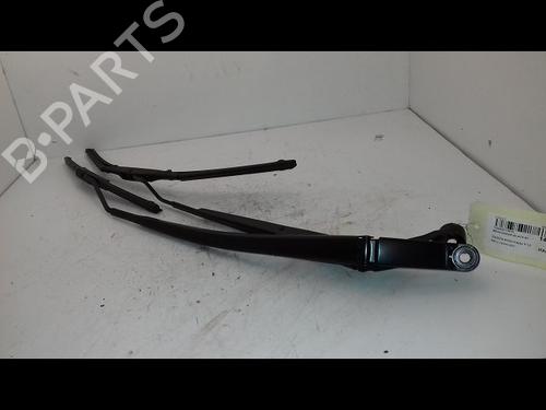 Used Front windshield wiper arm Front windshield wiper arm 22368254 22368254