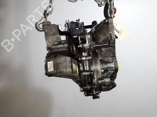 Used Gearbox Gearbox VOLVO V40 Cross Country (526) D2 (114 hp) 35887000 35887000