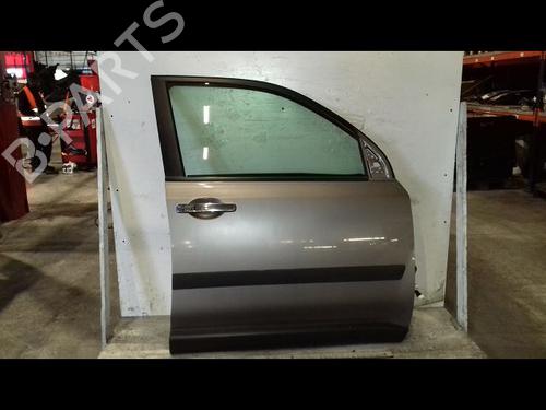 Used Right front door NISSAN X-TRAIL II (T31) 2.0 dCi 4x4 (150 hp) 31347785