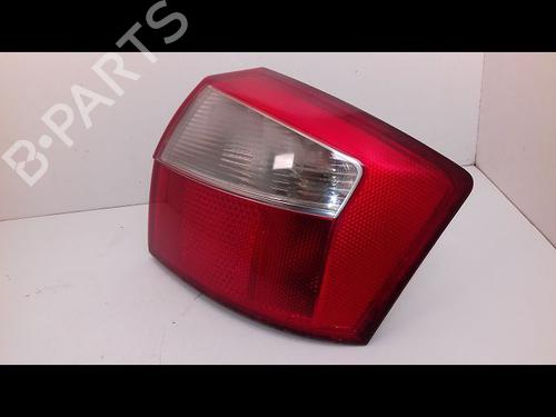Højre baglygte AUDI A4 B6 (8E2) 1.9 TDI (101 hp) 16875861