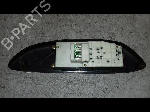 Used Left front window switch Left front window switch TOYOTA YARIS (_P1_) 1.3 (SCP12_, SCP13_, SCP12R, SCP13R) (87 hp) 34049302 34049302