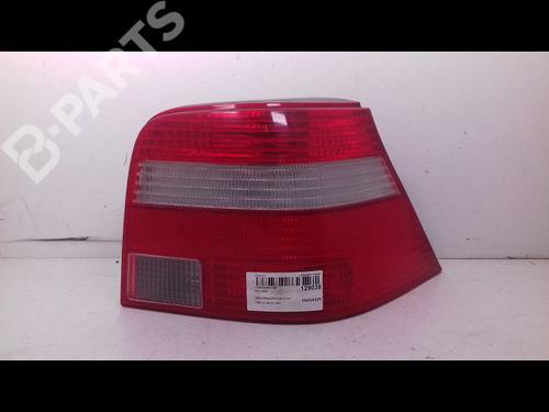 Used Right taillight VW GOLF IV (1J1) 1.4 16V (75 hp) 8974568