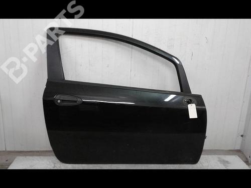 Used Right front door FIAT GRANDE PUNTO (199_) 1.4 (199AXB11, 199AXB1A, 199BXB1A, 199AXL1A) (77 hp) 8965135