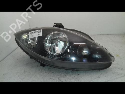 right-headlight-seat-leon-1p1-2005-2006-2007-2008-2009-2010-2011-2012-2013-33136454 main image