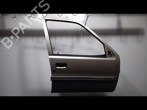 Used Right front door CITROËN SAXO (S0, S1) 1.0 X (50 hp) 23195413