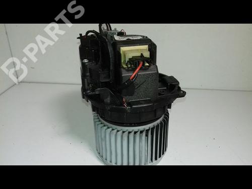 Heater blower motor RENAULT CLIO V (B7_) 1.3 TCe 130 (B7MF) | BP11566330M62 