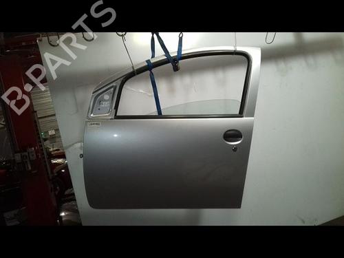 Used Left front door Left front door 33136042 33136042