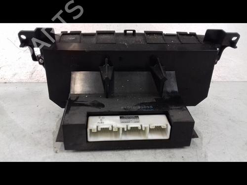 Used Climate control TOYOTA RAV 4 II (_A2_) 2.0 D 4WD (CLA20_, CLA21_, CLA20R, CLA21R) (116 hp) 23194894