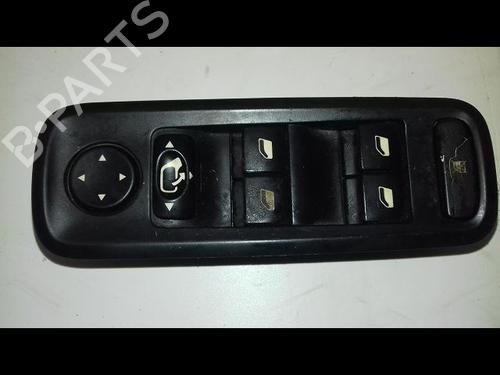 Used Left front window switch CITROËN C8 (EA_, EB_) 2.0 HDi (107 hp) 29225471