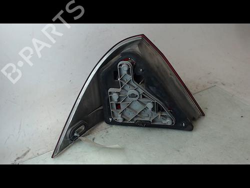 Used Right taillight Right taillight MERCEDES-BENZ C-CLASS (W203) C 220 CDI (203.006, 203.008) (143 hp) 8962186 8962186