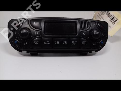 Used Climate control MERCEDES-BENZ CLK (C209) CLK 320 (209.365) (218 hp) 10489821