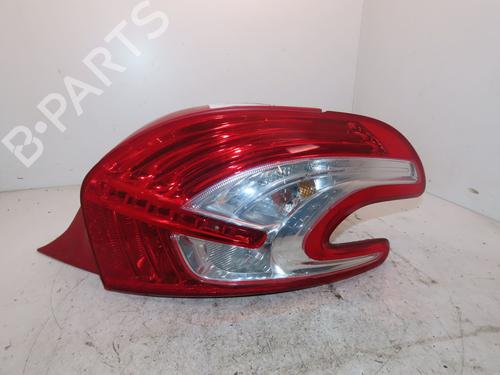 Used Right taillight Right taillight PEUGEOT 208 I (CA_, CC_) 1.0 VTi (68 hp) 33136545 33136545