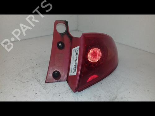 Right taillight SEAT LEON (1P1) 2.0 TDI 16V | BP22811646C35 