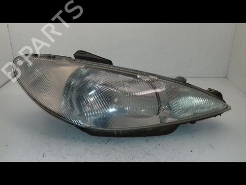 Used Right headlight PEUGEOT 206 Hatchback (2A/C) 1.4 i (75 hp) 29226194