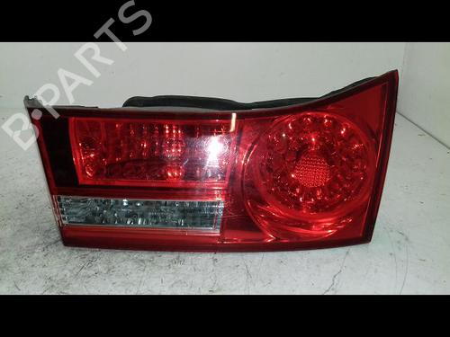 Piloto derecho del maletero HONDA ACCORD VIII Estate (CW) 2.0 i (CW1) (156 hp) 30950175