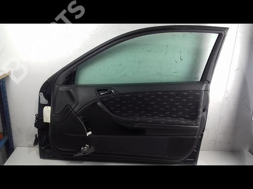 Used Right front door MERCEDES-BENZ C-CLASS Coupe (CL203) C 220 CDI (203.706) (143 hp) 8967441