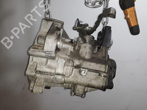 Used Gearbox VW POLO IV (9N_, 9A_) 1.2 12V (64 hp) 30501728