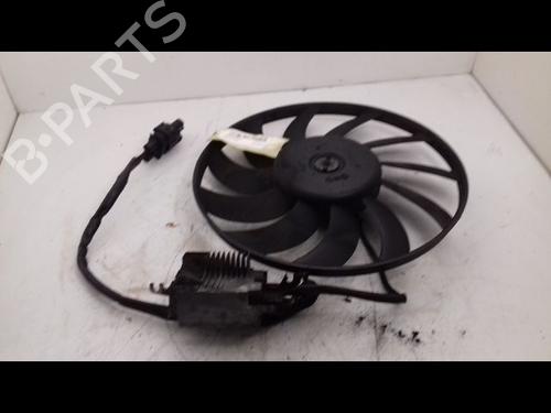 Used Radiator fan AUDI A4 B7 Avant (8ED) 2.0 TDI (140 hp) 21800033