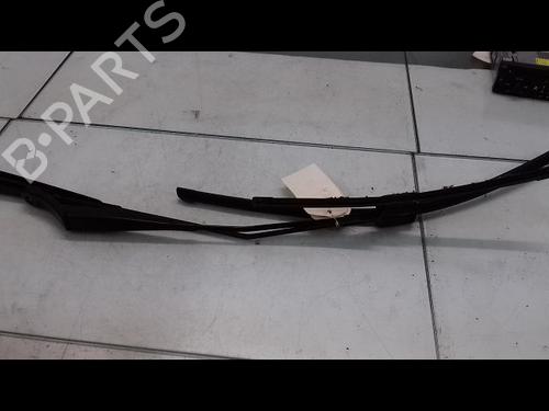 Used Front windshield wiper arm PEUGEOT 2008 I (CU_) 1.6 HDi (92 hp) 14888430