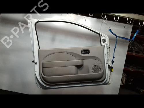 Used Left front door RENAULT TWINGO II (CN0_) 1.2 (CN0D) (58 hp) 23195478