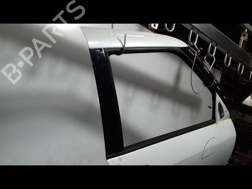 Right front door SUZUKI SWIFT III (MZ, EZ) 1.3 DDiS (RS413D) | BP16277784C3 