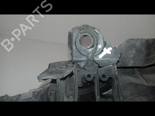 Used Right headlight VW TOURAN (1T1, 1T2) 1.9 TDI (105 hp) 8968590