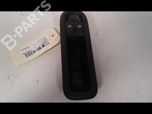 Used Left front window switch Left front window switch RENAULT TWINGO II (CN0_) 1.2 16V (CN04, CN0B) (75 hp) 8972331 8972331