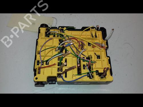 Fuse box PEUGEOT 308 II (LB_, LP_, LW_, LH_, L3_) 1.5 BlueHDI 100 | BP19479774E1 