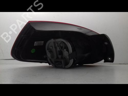 right-taillight-fiat-bravo-ii-198_-2006-2007-2008-2009-2010-2011-2012-2013-2014-2015-2016-23196394 main image