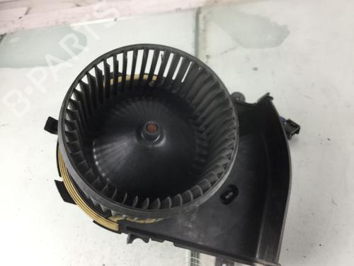 Used Heater blower motor Heater blower motor PEUGEOT EXPERT Van (VF3A_, VF3U_, VF3X_) 1.6 HDi 90 16V (90 hp) 8970666 8970666
