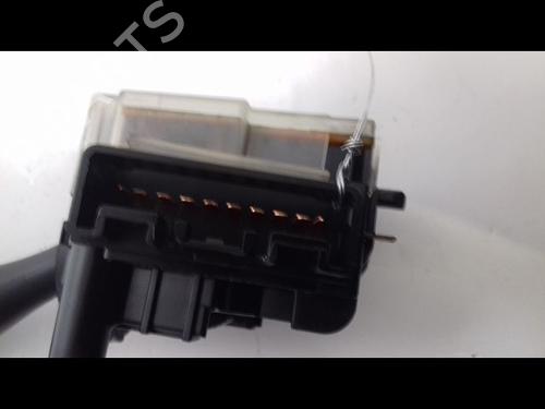 steering-column-stalk-toyota-yaris-_p1_-1999-2000-2001-2002-2003-2004-2005-23194947 main image