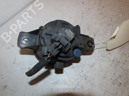 left-front-fog-light-renault-clio-iii-br01-cr01-2005-2006-2007-2008-2009-2010-2011-2012-2013-2014-33221942 main image