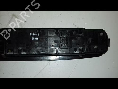 Left front window switch RENAULT SCÉNIC III (JZ0/1_) 1.5 dCi | BP29225461I27 