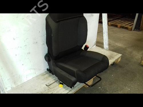 Right front seat CITROËN C3 III (SX) 1.2 PureTech 82 | BP29216808C16 
