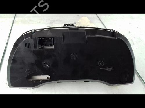 Used Instrument cluster FIAT PANDA (169_) 1.2 (169.AXB11, 169.AXB1A) (60 hp) 23194964