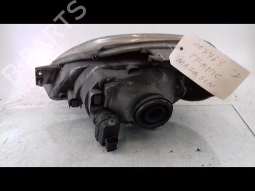 Phare droit RENAULT TRAFIC II Van (FL) 1.9 dCi 100 (FL0C, FL0K, FL0B) (101 hp) 8962061