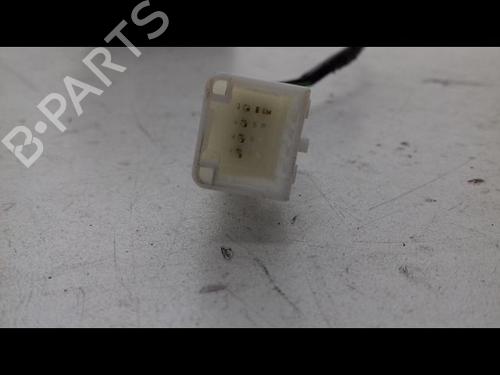 Used Right mirror DACIA SANDERO 1.4 MPI LPG (72 hp) 9073075