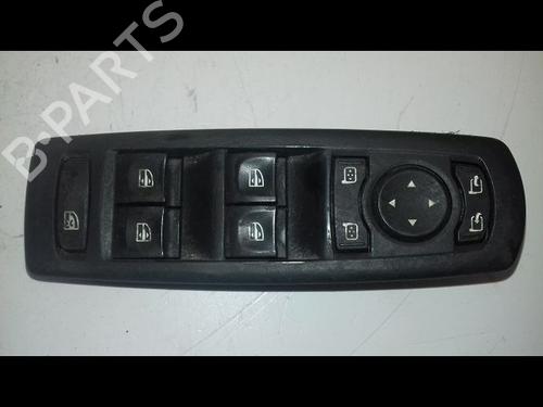 Used Left front window switch RENAULT LAGUNA III (BT0/1) 1.5 dCi (BT00, BT0A, BT0T, BT1J) (110 hp) 29225475