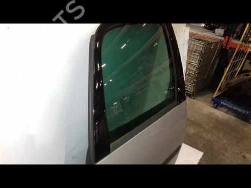 Used Left rear door Left rear door 11517236 11517236